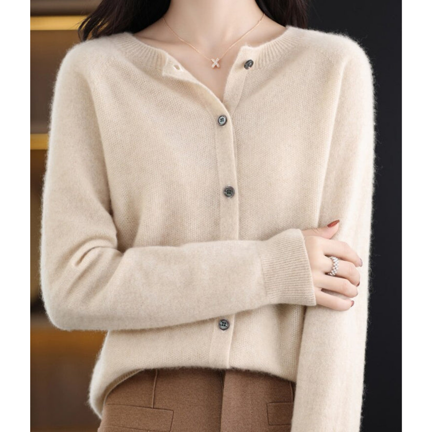 Da Donna Cardigan in Lana Merino e Cashmere Collo O Eleganza Invernale
