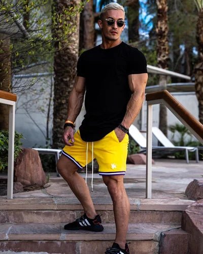 Da Uomo T-Shirt Essential Athletic Fit con Orlo Allungato