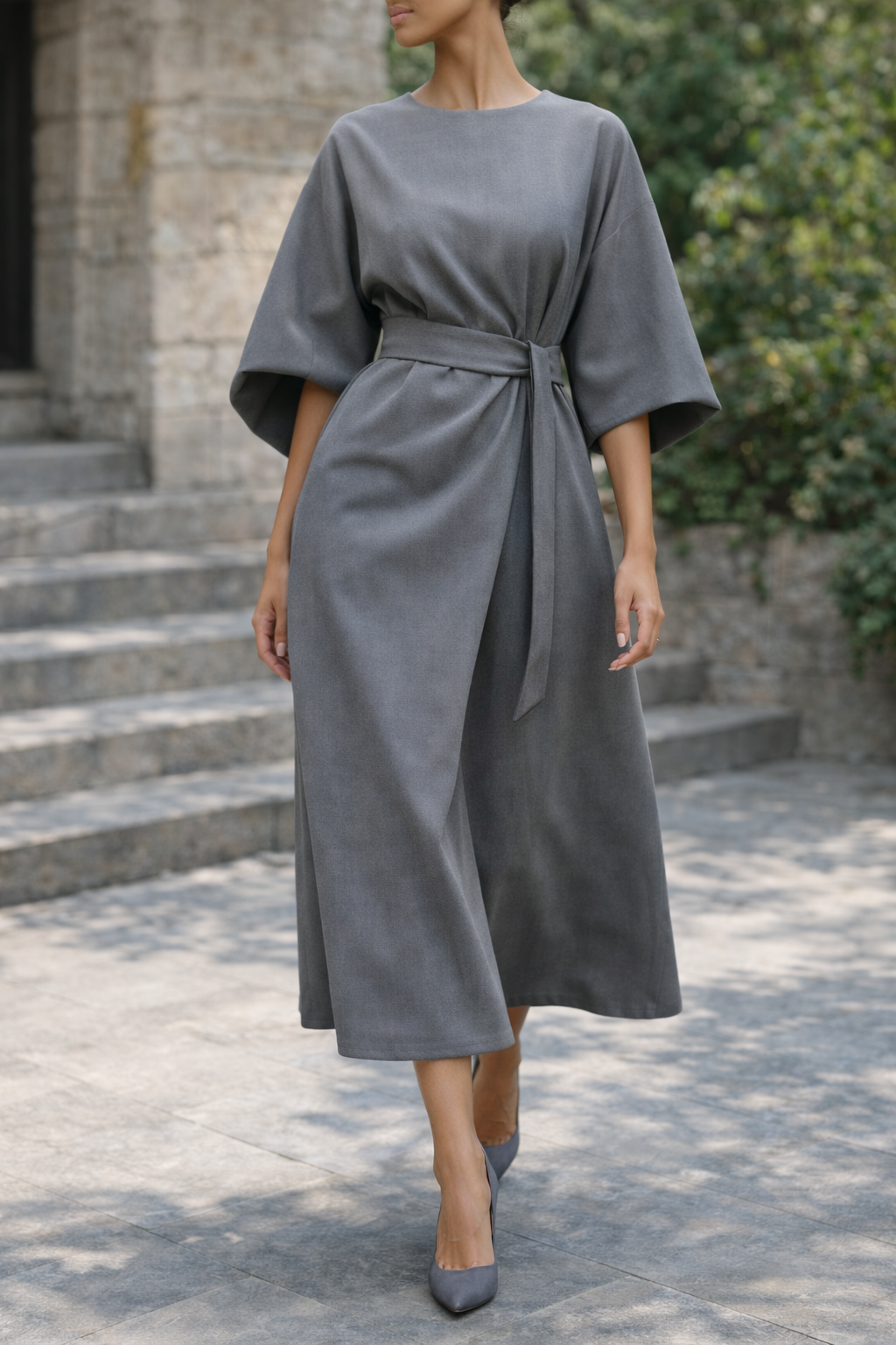 Da Donna Abito Midi con Cintura e Maniche Ampie Elegante