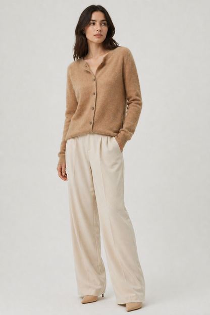 Women's Fine Knit Cardigan with Buttons and Round Neck Elegant