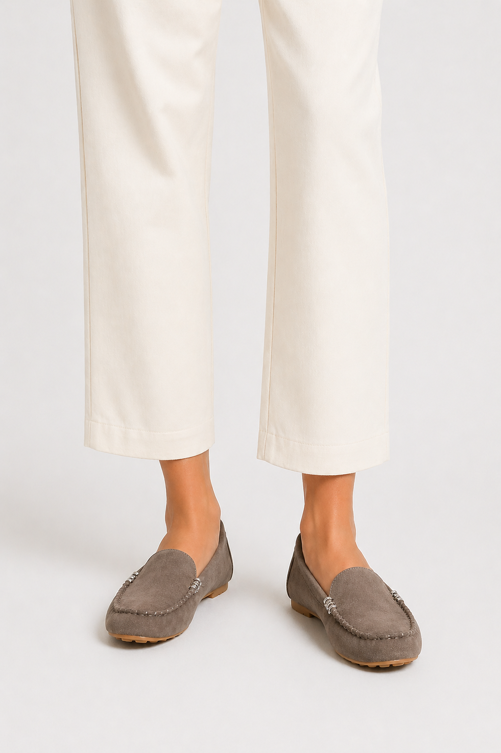 Women's Slip-On Loafers with Metallic Detail Elegant Structure