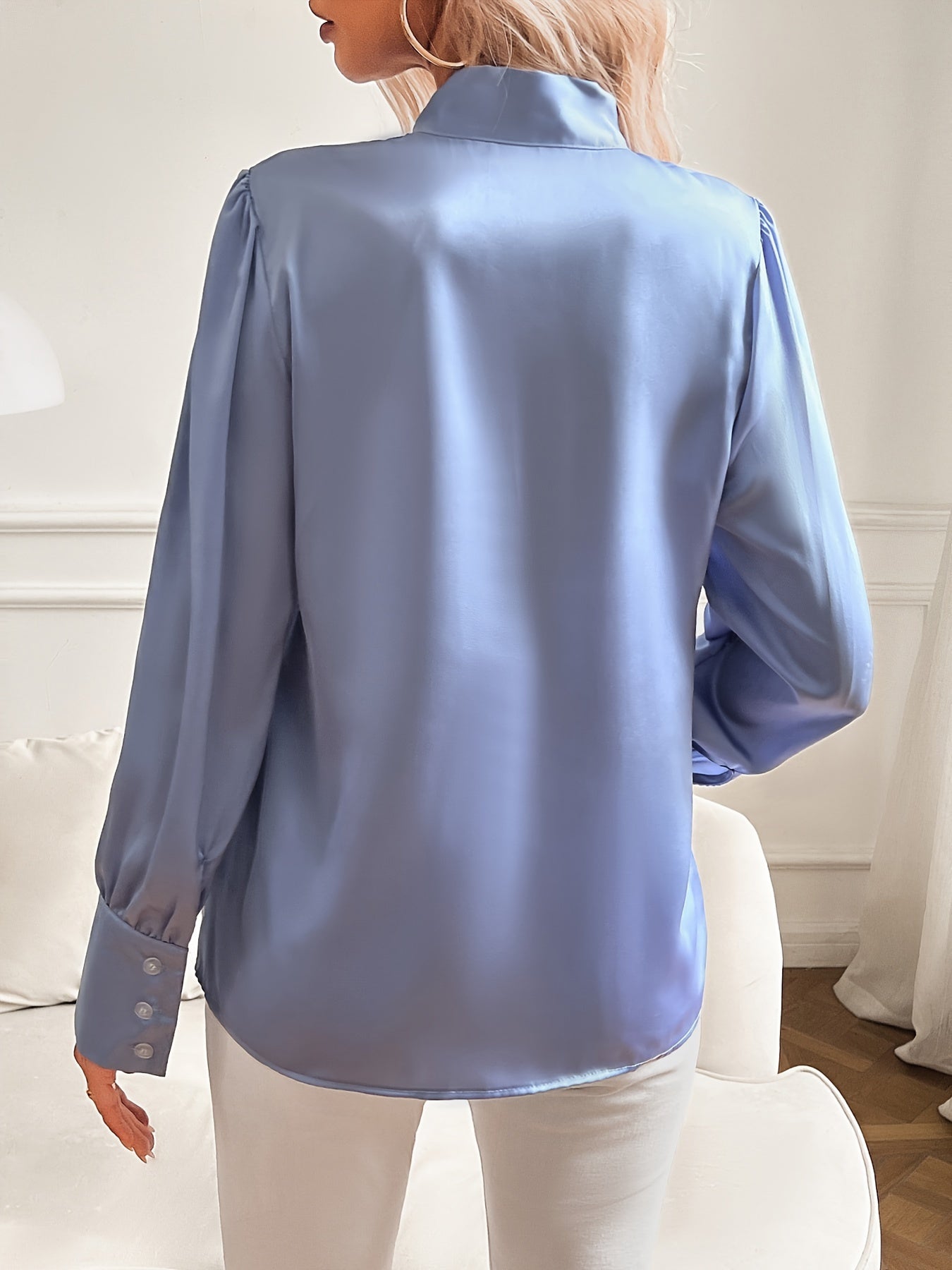 Da Donna Blusa in Raso Fiocco al Collo Maniche Statement