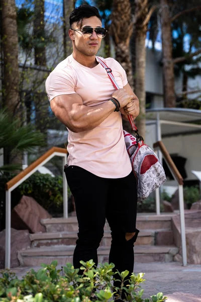 Da Uomo T-Shirt Essential Athletic Fit con Orlo Allungato
